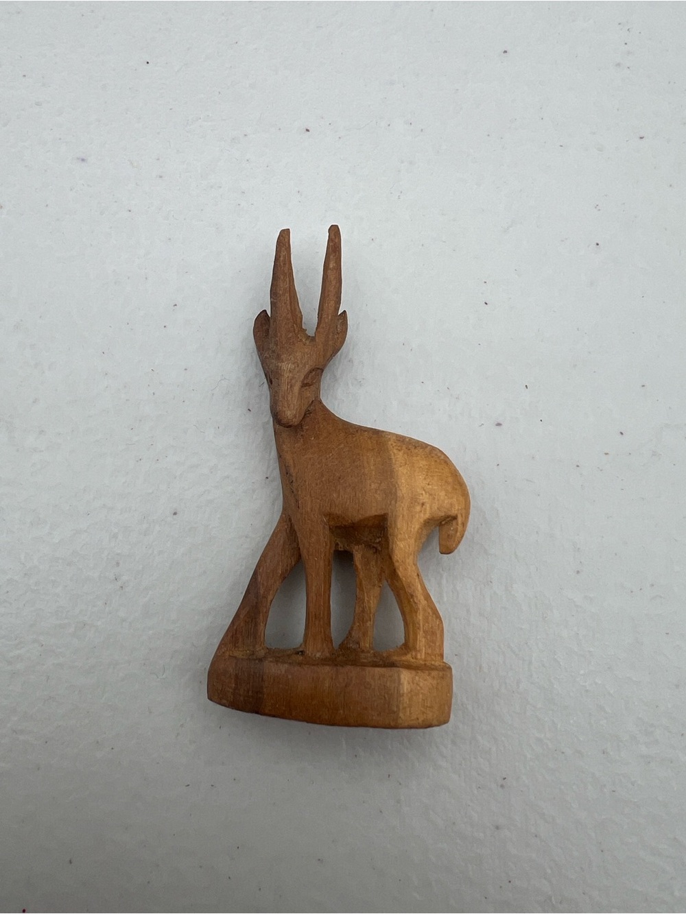 Hand carved Wooden Horned Antelope Gazelle Impala 3 Inches